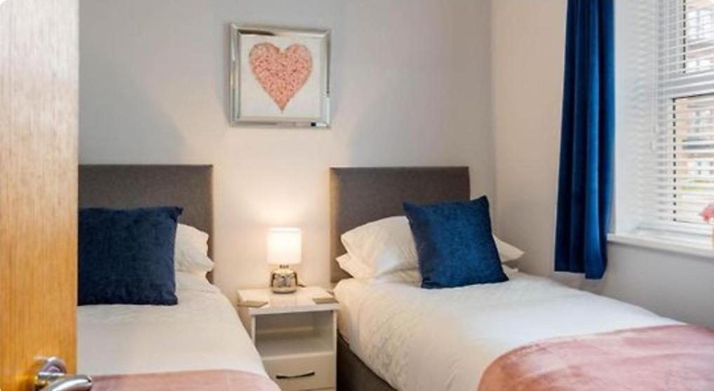 1 Merchants Gate - 2 Bedroom, City Apartment With Private Parking Йорк Экстерьер фото